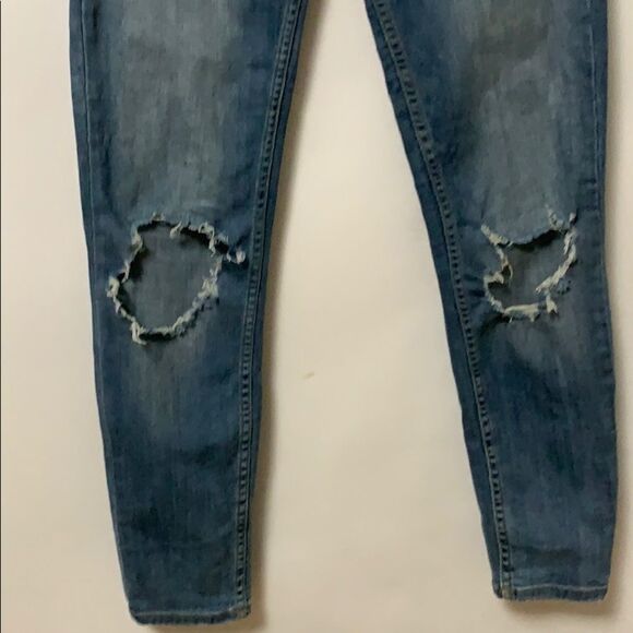 FREE PEOPLE ANTHROPOLOGIE DISTRESS JEANS S…‎ - Picture 3 of 6